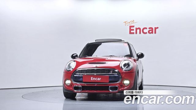 Mini Cooper 5Door Standard 3rd — пробег 114 642 км — фото 3 из 5