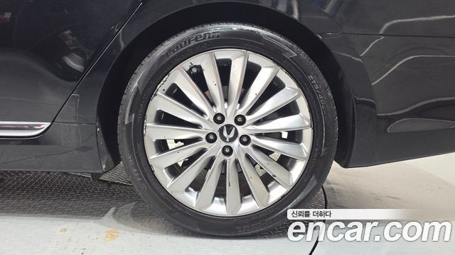 Hyundai Equus из Кореи Encar
