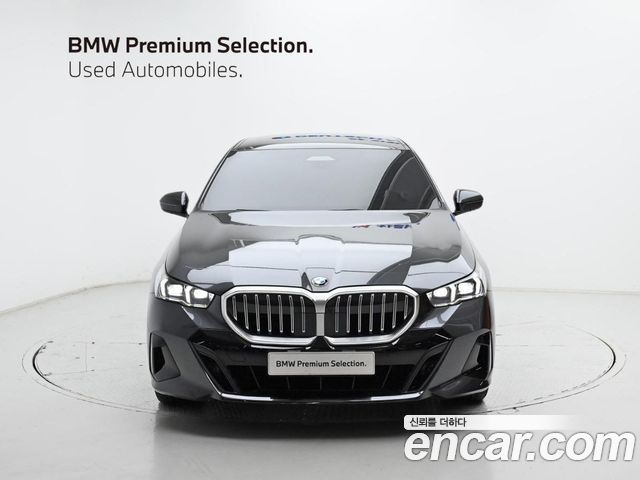 BMW 5-Series 530i xDrive M Sport — пробег 22 346 км — фото 3 из 5