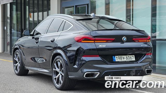 BMW X6 xDrive40i M Sport — пробег 51 663 км — фото 2 из 5