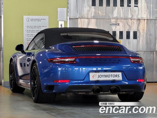 Porsche 911 Carrera 4 GTS Cabriolet 991 — пробег 28 000 км — фото 4 из 5