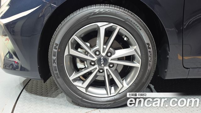 Kia K3 из Кореи Encar