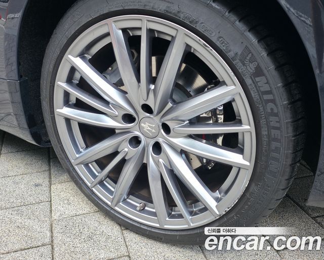 Maserati Quattroporte из Кореи Encar