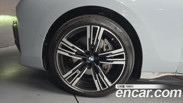 BMW i7 xDrive 60 M sport — пробег 42 966 км — фото 5 из 5