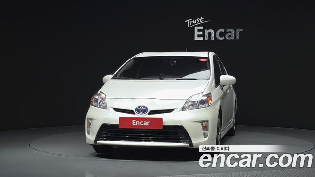 Toyota Prius из Кореи Encar