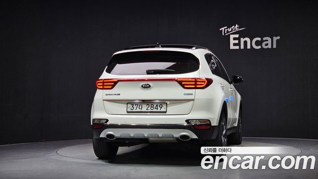 Kia Sportage из Кореи Encar