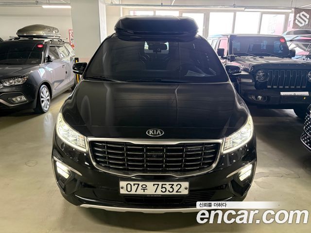 Kia Carnival Gasoline 9-Seater Hi-Limousine Noblesse Special — пробег 117 798 км — фото 3 из 5