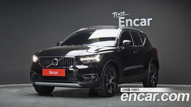 Volvo XC40 T4 Inscription — пробег 31 062 км — фото 1 из 5