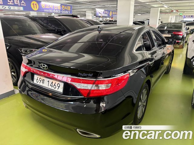 Hyundai Grandeur Premium — пробег 119 444 км — фото 2 из 5