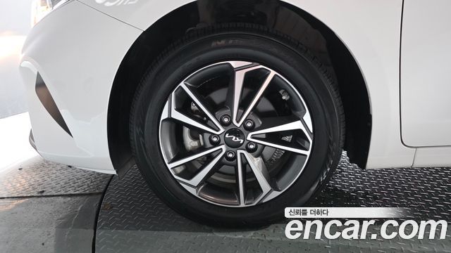 Kia K3 из Кореи Encar