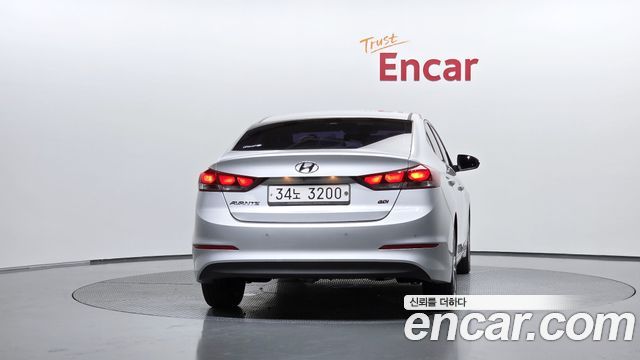 Hyundai AVANTE из Кореи Encar