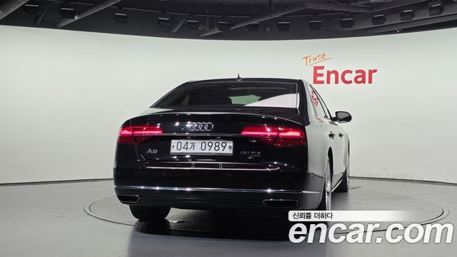 Audi A8 50 TDI Quattro D4 — пробег 178 807 км — фото 4 из 5