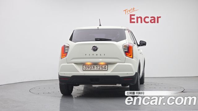 Ssangyong TIBOLI Gasoline 1.5 2WD V1 — пробег 68 920 км — фото 4 из 5