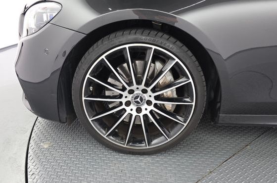 Mercedes-Benz E-Class E350 4MATIC AMG Line — пробег 42 506 км — фото 5 из 5