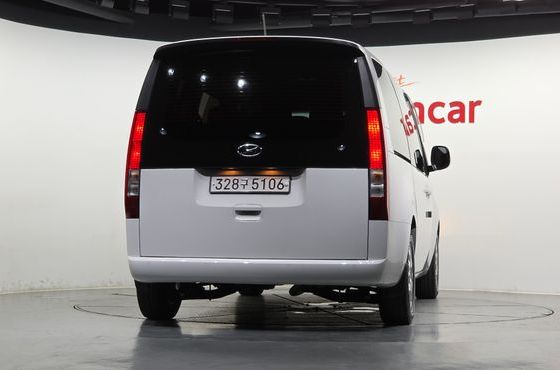Hyundai Staria Tourer 9-Seater Modern — пробег 84 250 км — фото 4 из 5