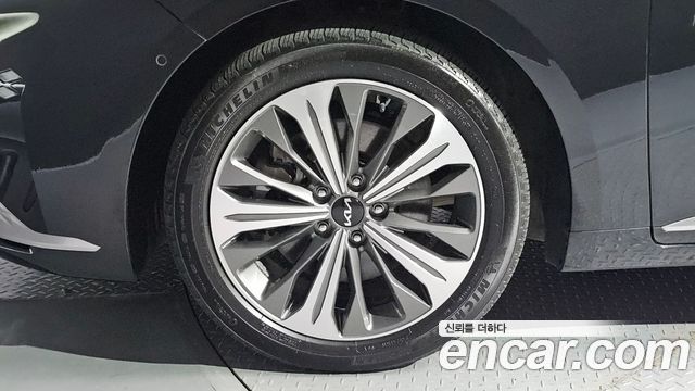 Kia K8 из Кореи Encar