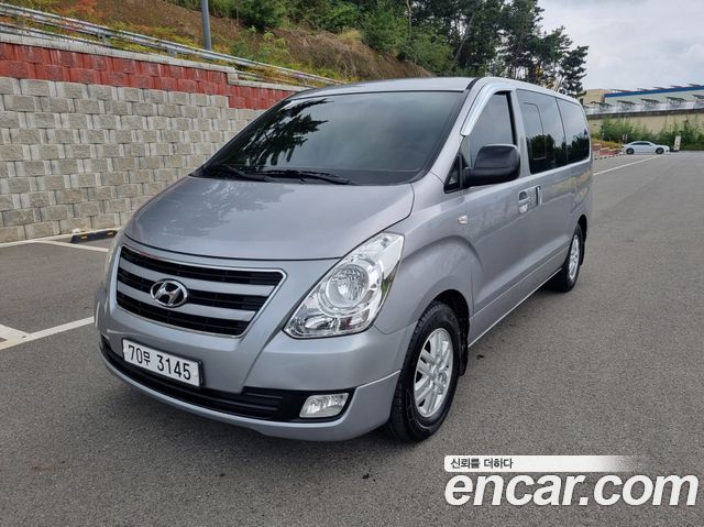 Hyundai Starex 12-Seater Wagon Smart — пробег 236 424 км — фото 2 из 5