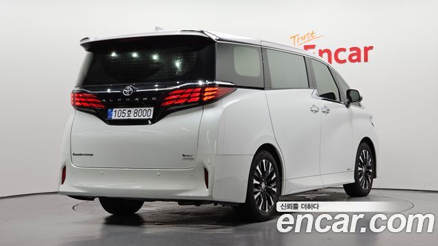 Toyota Alphard 2.5 HEV Executive AWD — пробег 13 489 км — фото 2 из 5