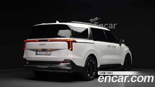 Kia Carnival Diesel 7-Seater Outdoor Noblesse — пробег 51 729 км — фото 2 из 5