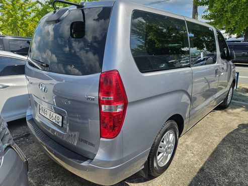 Hyundai Starex Van 3-Seater Smart — пробег 100 026 км — фото 2 из 5