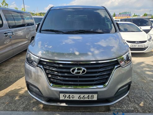 Hyundai Starex Van 3-Seater Smart — пробег 100 026 км — фото 3 из 5