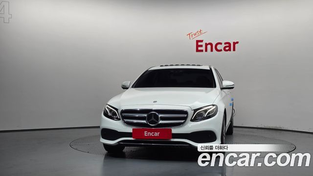 Mercedes-Benz E-Class из Кореи Encar