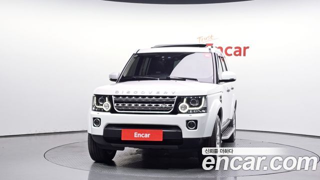 Land Rover Discovery 3.0 SDV6 SE — пробег 102 243 км — фото 3 из 5