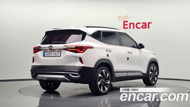 Kia Seltos из Кореи Encar