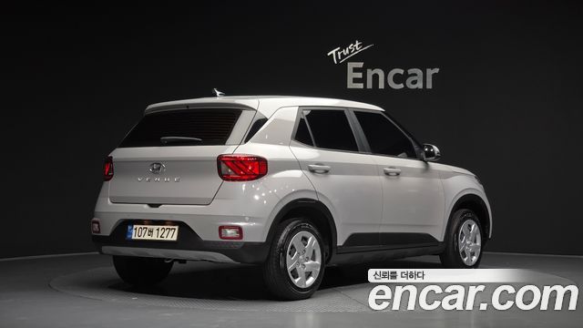 Hyundai Venue из Кореи Encar