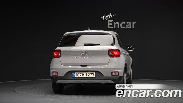 Hyundai Venue из Кореи Encar