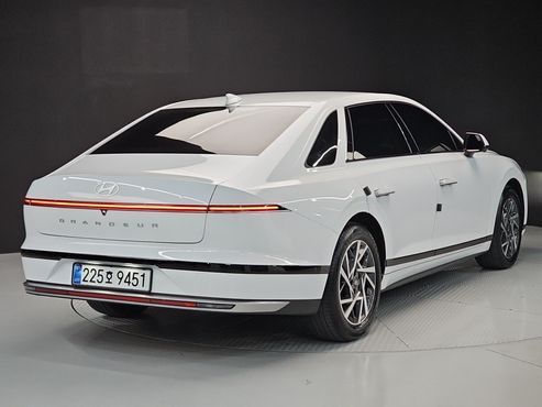 Hyundai Grandeur Exclusive — пробег 10 695 км — фото 4 из 5