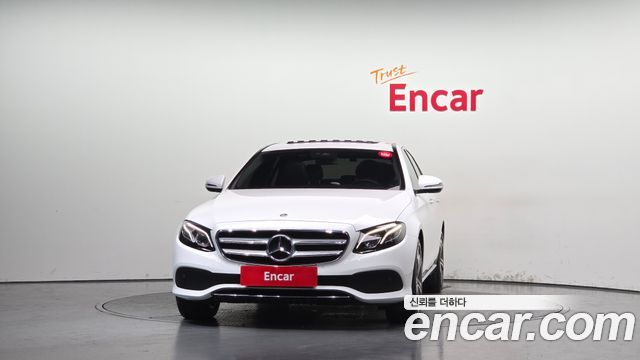 Mercedes-Benz E-Class из Кореи Encar