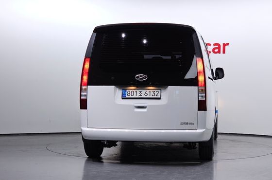 Hyundai Staria Cargo 5-Seater Modern — пробег 1 115 км — фото 4 из 5
