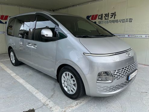 Hyundai Staria Cargo 5-Seater Modern — пробег 158 825 км — фото 1 из 5