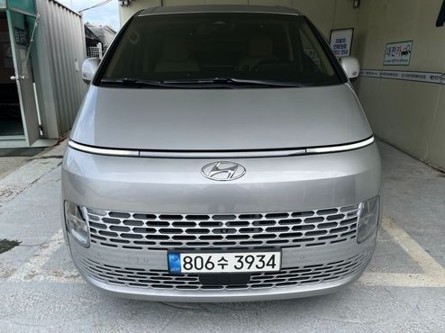 Hyundai Staria Cargo 5-Seater Modern — пробег 158 825 км — фото 4 из 5