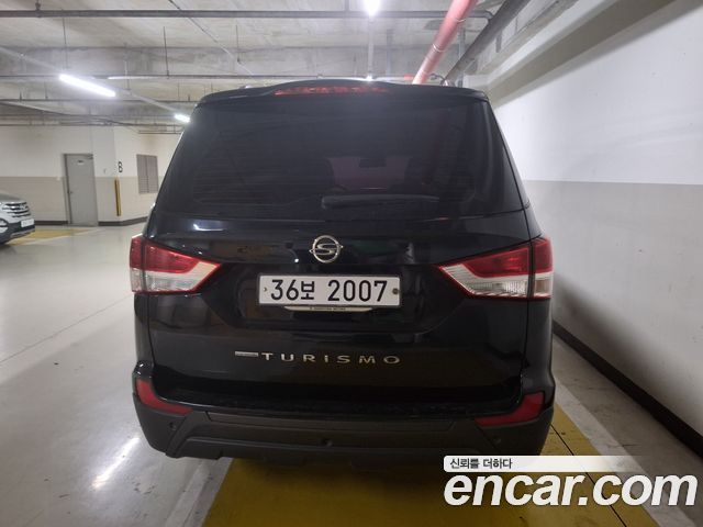 Ssangyong KORANDO 4WD Outdoor Edition 9-seater — пробег 235 000 км — фото 4 из 5