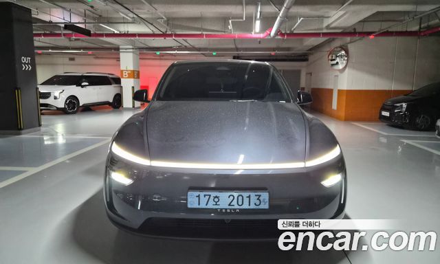 Tesla Model Y RWD — пробег 6 000 км — фото 1 из 5