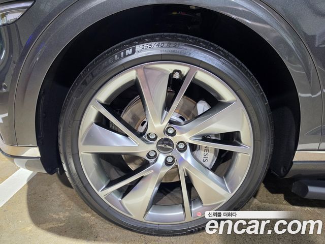 Genesis GV70 2.5T Gasoline 2WD — пробег 7 000 км — фото 5 из 5