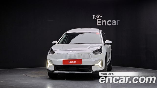 Kia Niro Earth — пробег 175 841 км — фото 3 из 5