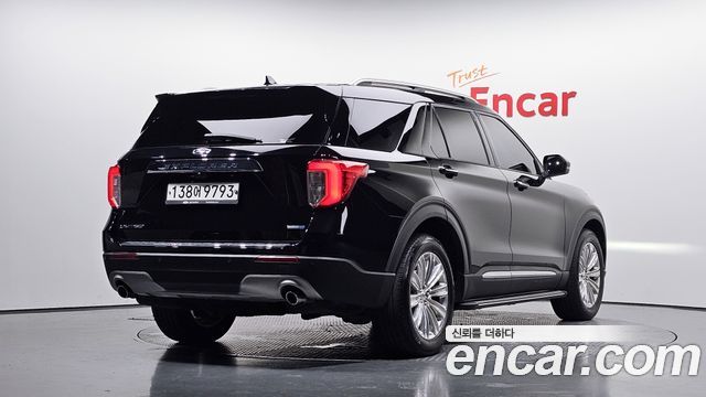Ford Explorer 2.3 LimIted 4WD — пробег 62 873 км — фото 2 из 5