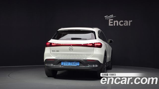 Mercedes-Benz EQA EQA250 — пробег 7 715 км — фото 4 из 5