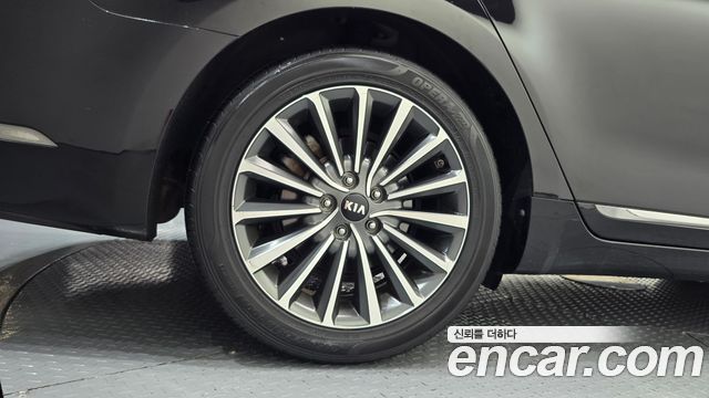Kia K7 из Кореи Encar