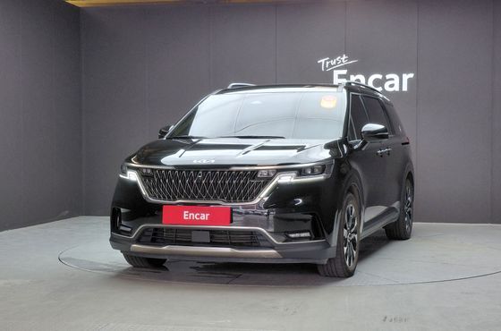 Kia Carnival Gasoline 9-Seater Signature — пробег 61 207 км — фото 3 из 5