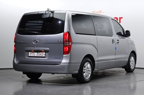 Hyundai Starex Van 5-Seater Smart — пробег 98 030 км — фото 2 из 5