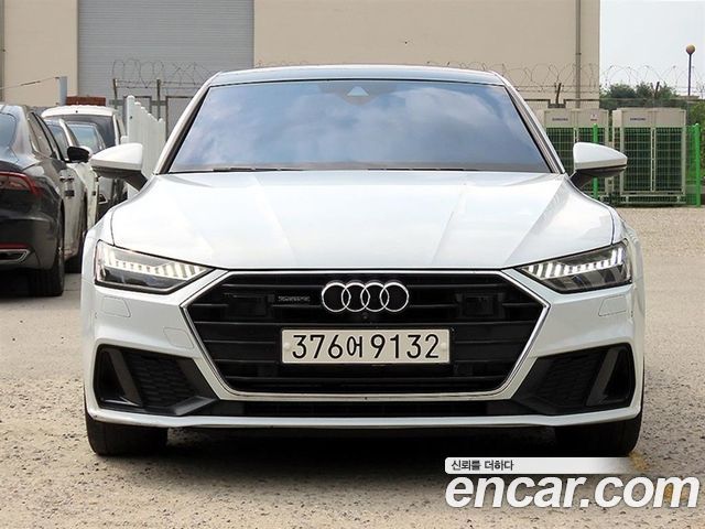 Audi A7 50 TDI Quattrp Premium — пробег 220 410 км — фото 1 из 5