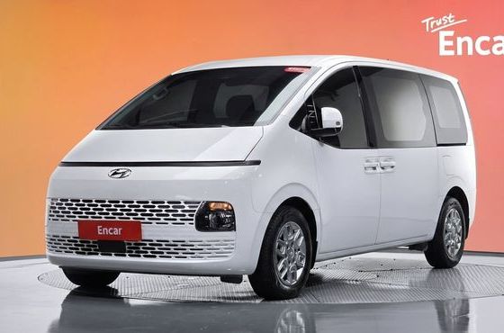 Hyundai Staria L3.5 Cargo 5-Seater Modern — пробег 46 980 км — фото 1 из 5