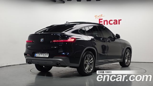 BMW X4 xDrive20i M Sports X Onlile Exclusive Edition — пробег 125 673 км — фото 2 из 5
