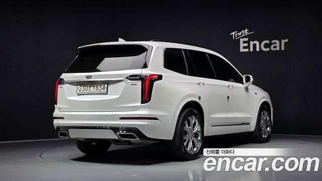 Cadillac XT6 3.6 Sport — пробег 74 096 км — фото 2 из 5