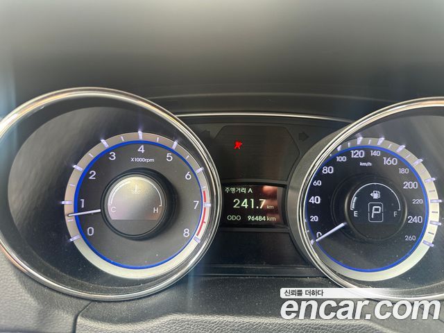 Hyundai Sonata Premier — пробег 96 484 км — фото 3 из 5