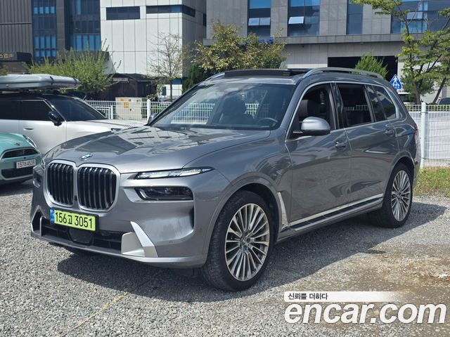 BMW X7 xDrive 40d Design Pure Excellence 7-Seater — пробег 10 594 км — фото 1 из 5